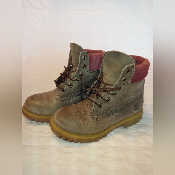 Timberland Shoes - TIMBERLAND boots in women's 6.5M